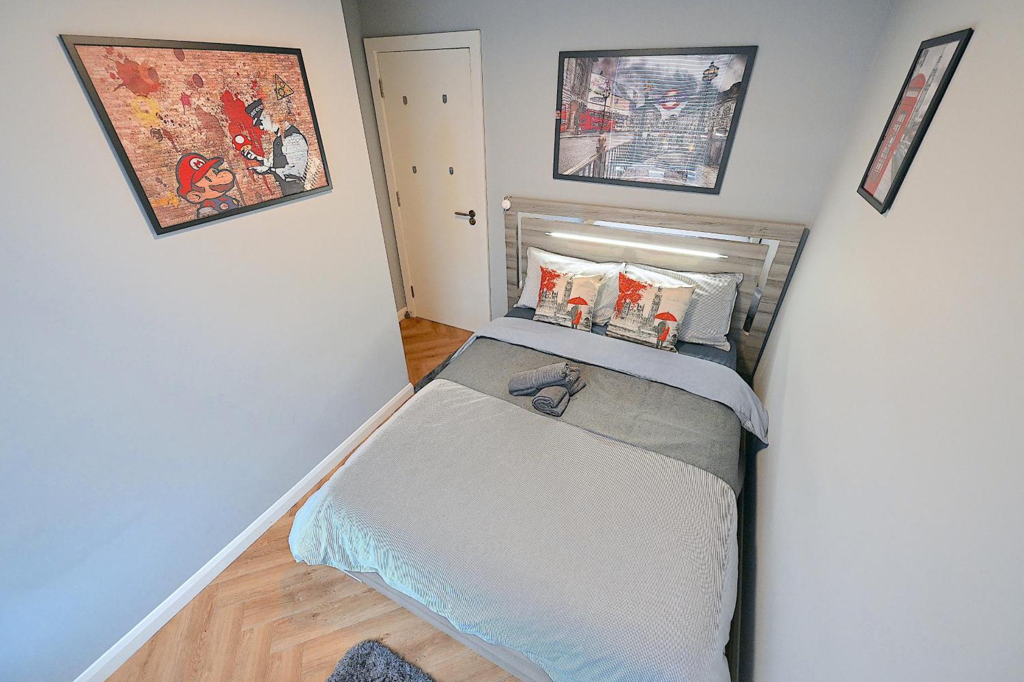 2 Bedroom Flat In Wood Green Piccadilly Line Лондон Екстер'єр фото